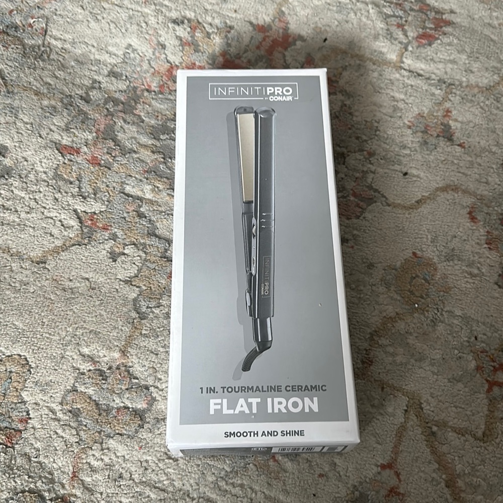 Flat iron
